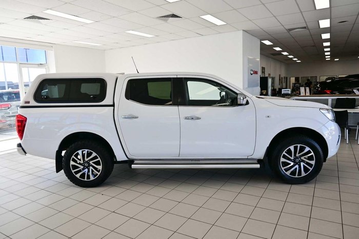 2019 Nissan Navara RX