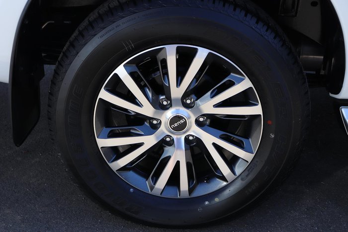 2025 Isuzu D-MAX LS-U