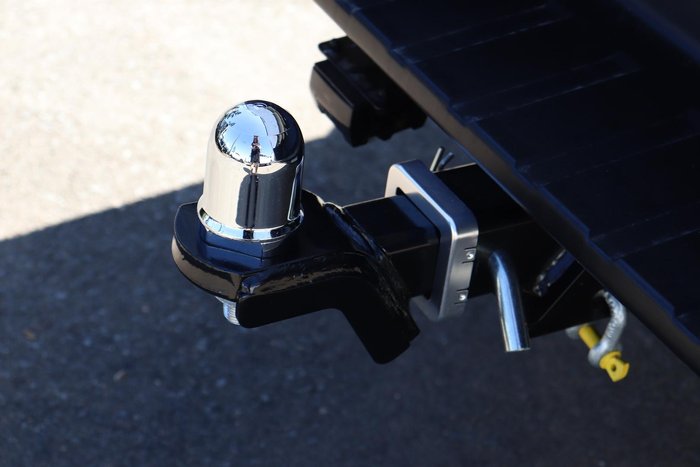 2025 Isuzu D-MAX LS-U