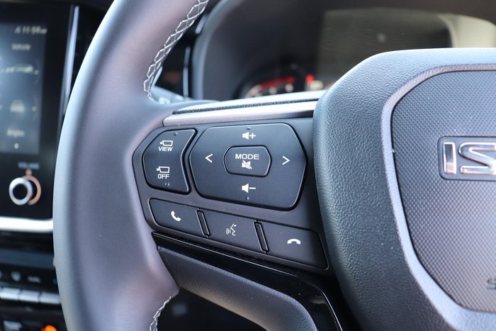 2025 Isuzu MU-X LS-T