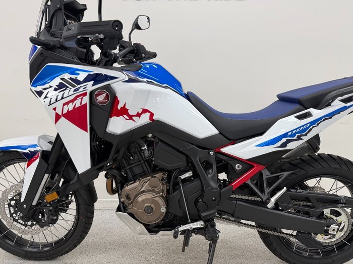 2024 Honda 2024 Honda 1100CC CRF1100A3 AFRICA TWIN ES Road