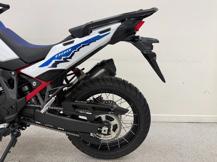 2024 Honda 2024 Honda 1100CC CRF1100A3 AFRICA TWIN ES Road