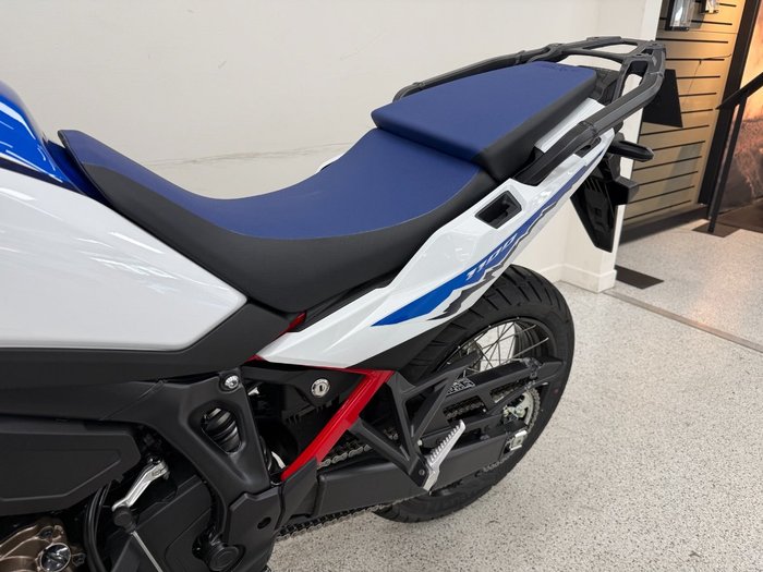 2024 Honda 2024 Honda 1100CC CRF1100A3 AFRICA TWIN ES Road