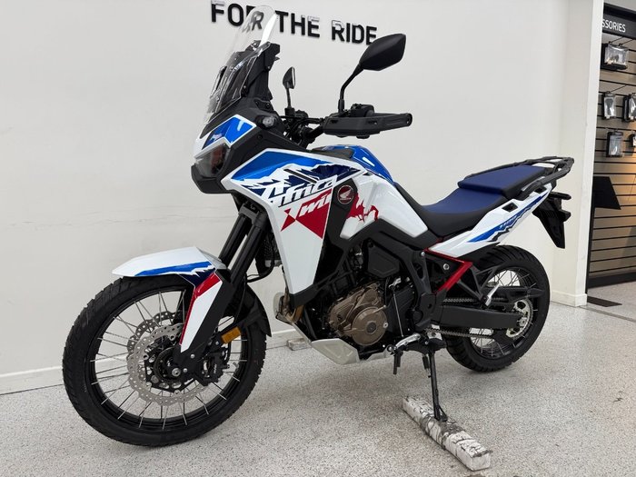 2024 Honda 2024 Honda 1100CC CRF1100A3 AFRICA TWIN ES Road