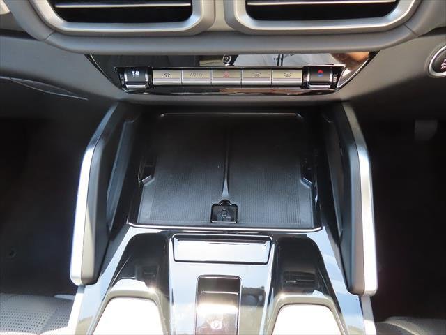 2025 LDV D90 Executive