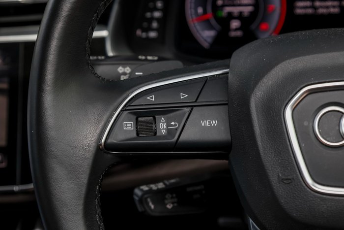 2021 Audi Q8 55 TFSI S line