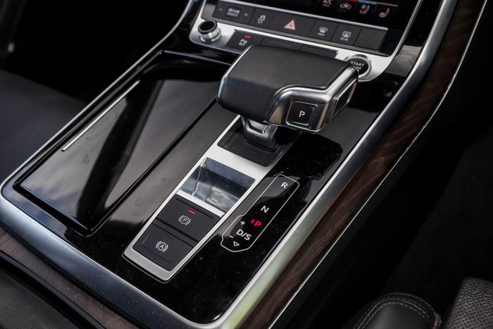 2021 Audi Q8 55 TFSI S line