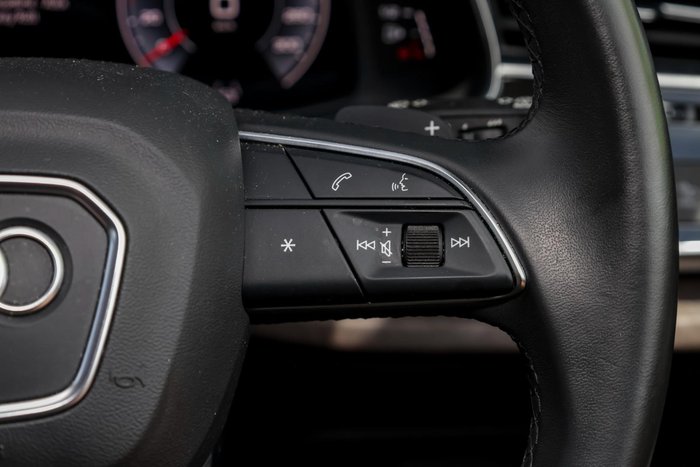 2021 Audi Q8 55 TFSI S line