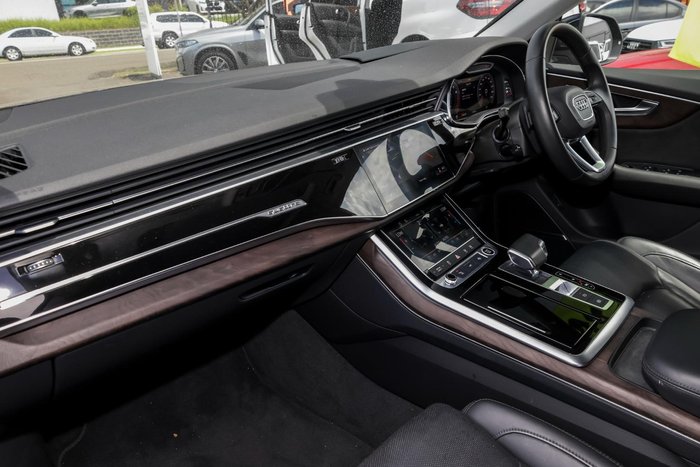 2021 Audi Q8 55 TFSI S line