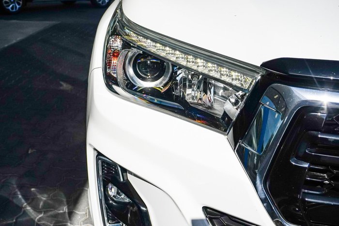 2019 Toyota Hilux SR5