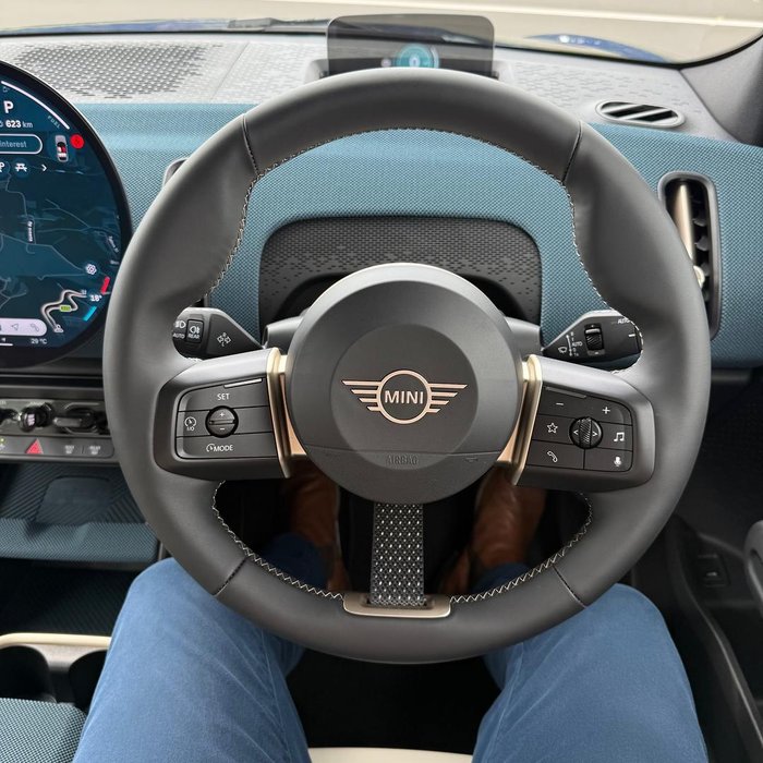 2024 MINI Countryman S Favoured