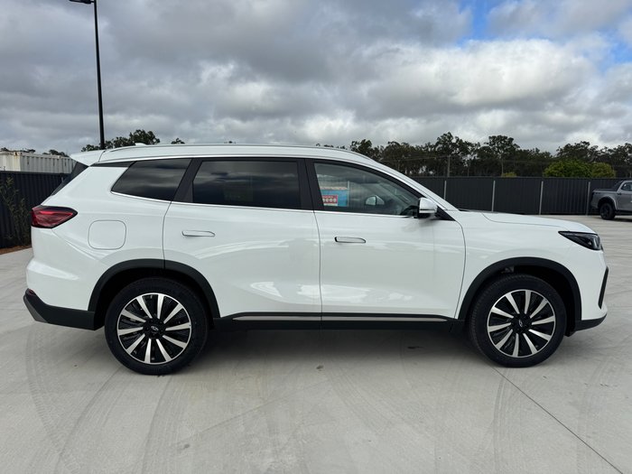 2025 Chery Tiggo 8 Super Hybrid Ultimate