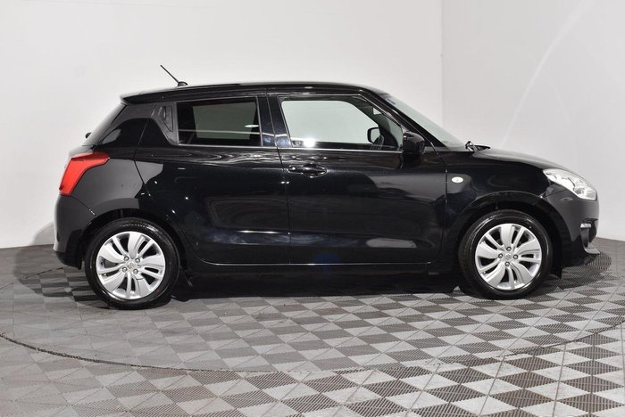 2018 Suzuki Swift GL Navigator