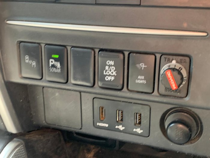 2021 Mitsubishi Triton GLS