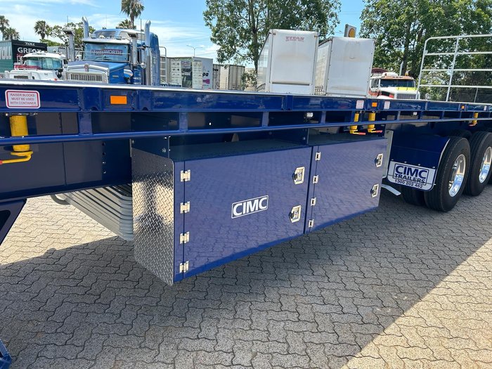 2025 CIMC 45' / 13.7M Flat Top B Trailer, In Brisbane Blue