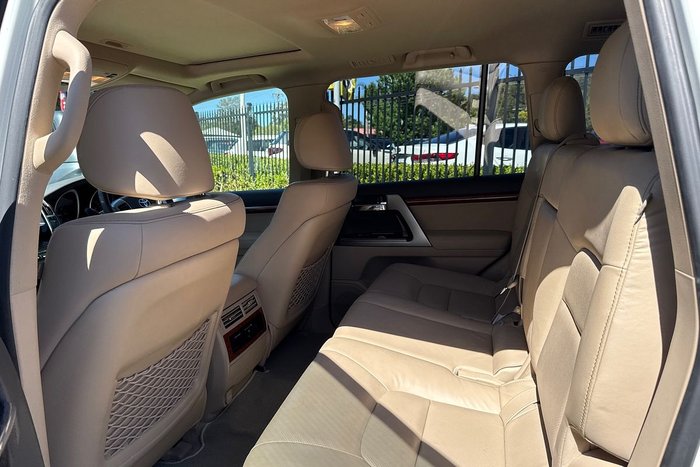 2002 Toyota Landcruiser GXL