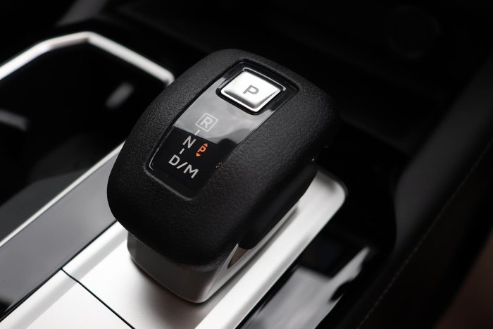 2025 Mitsubishi Outlander ES