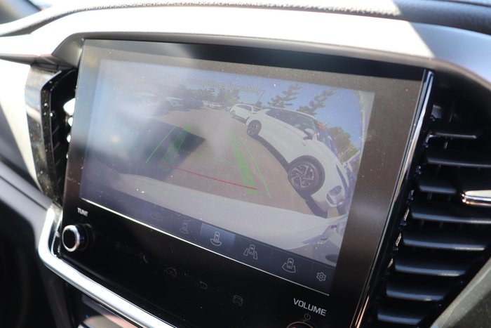 2025 Isuzu MU-X X-TERRAIN