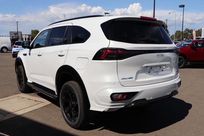 2025 Isuzu MU-X X-TERRAIN