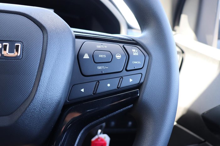 2025 Isuzu D-MAX X-RIDER