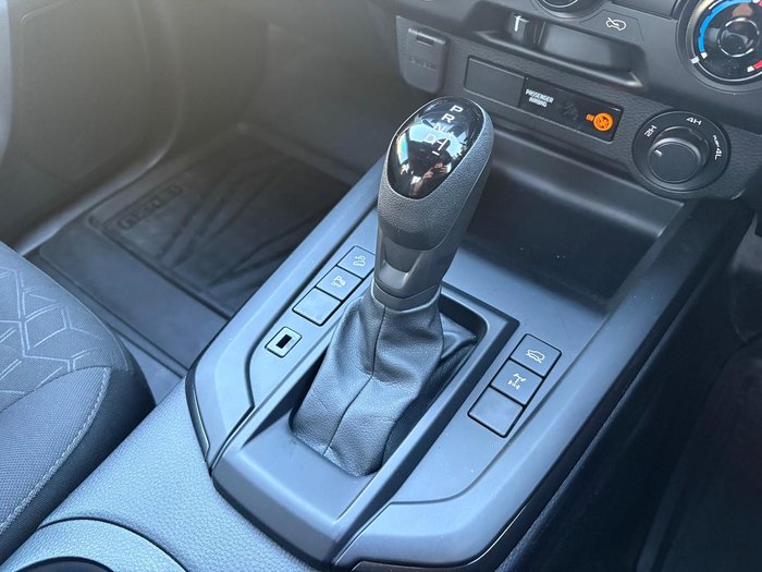 2025 Isuzu D-MAX X-RIDER