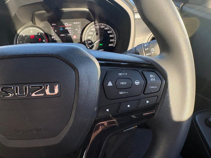 2025 Isuzu D-MAX X-RIDER