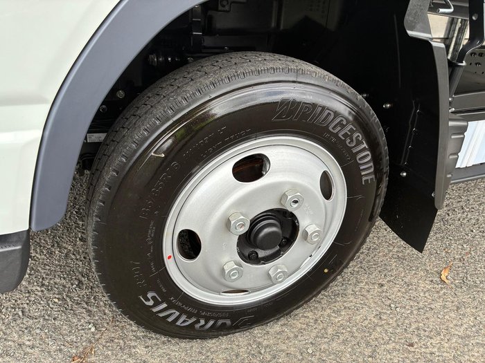 2025 Fuso Canter 515 Alloy Tray White