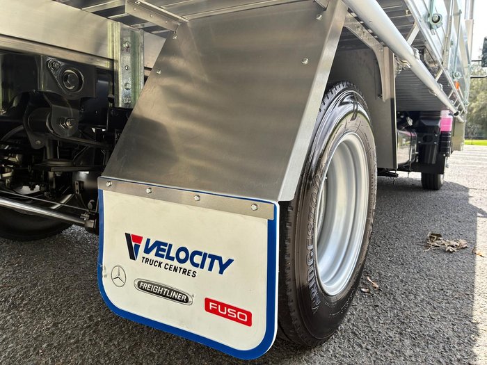 2025 Fuso Canter 515 Alloy Tray White