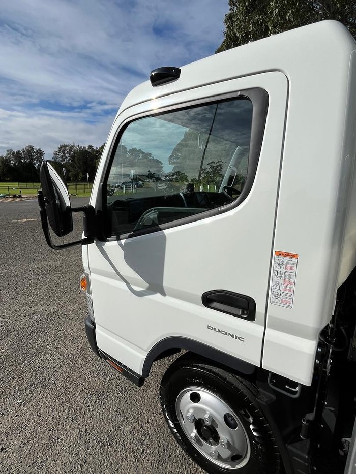 2024 Fuso Canter 515 White