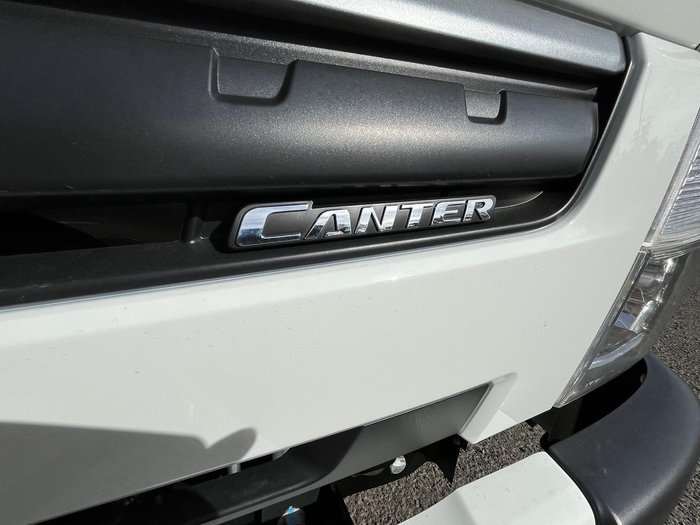 2024 Fuso Canter 515 White