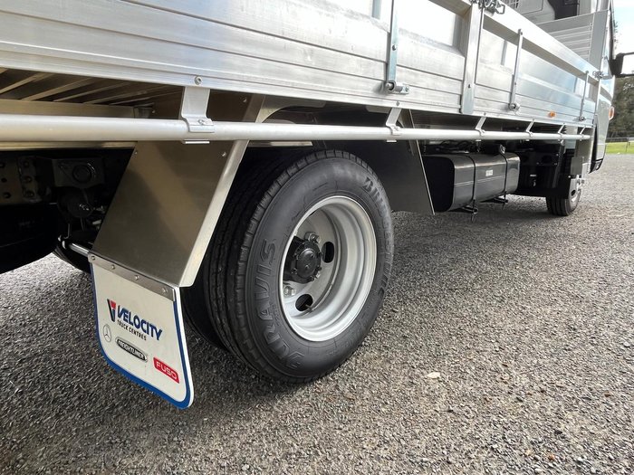 2024 Fuso Canter 515 White