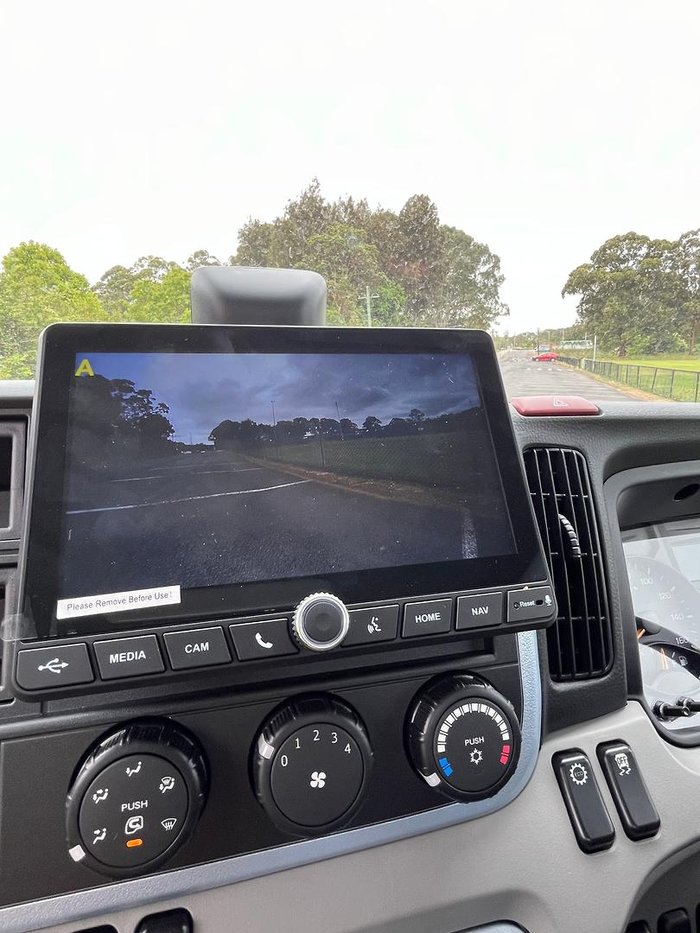 2025 Fuso Canter 515 White