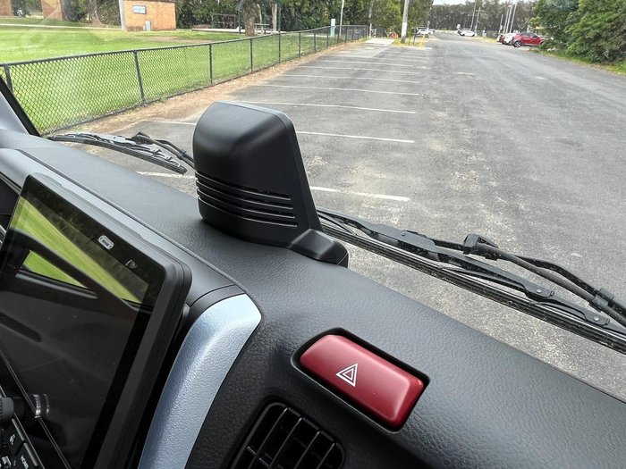 2025 Fuso Canter 515 White