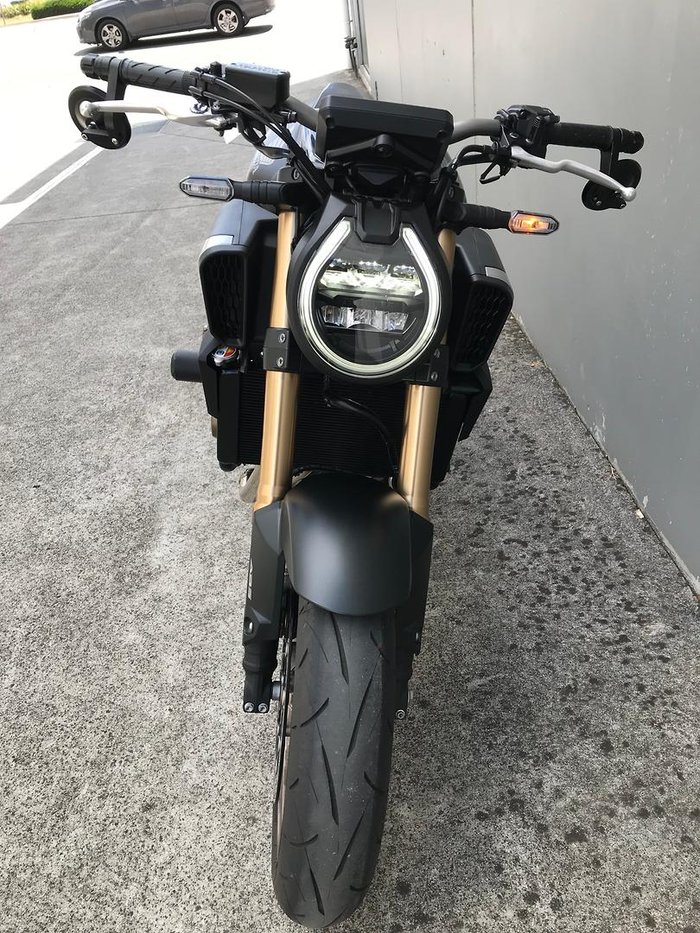 2025 Honda CB650R E-Clutch