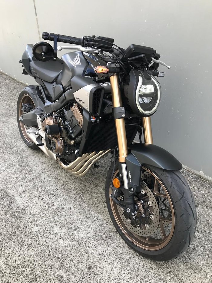 2025 Honda CB650R E-Clutch