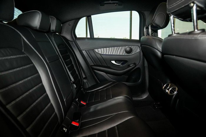 2022 Mercedes-Benz GLC-Class GLC300