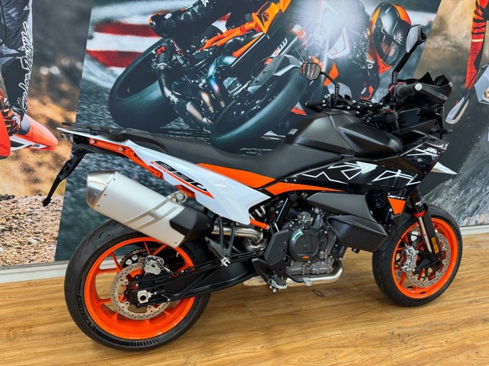 2024 Ktm 890 SM-T BLACK