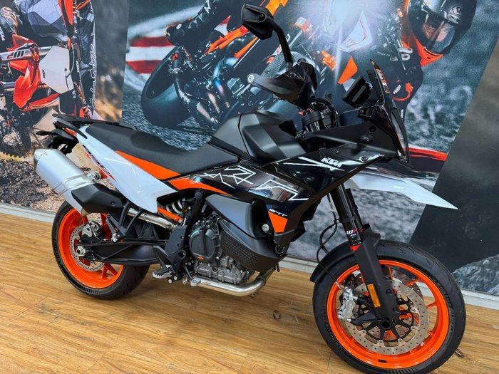 2024 Ktm 890 SM-T BLACK