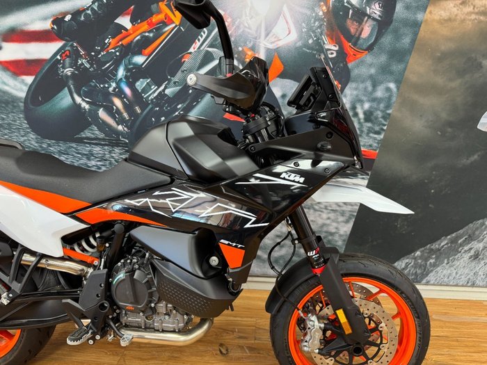 2024 Ktm 890 SM-T BLACK