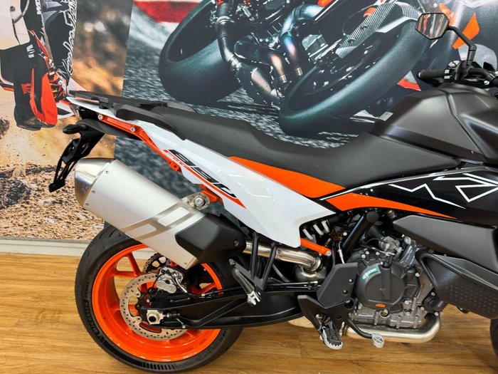2024 Ktm 890 SM-T BLACK