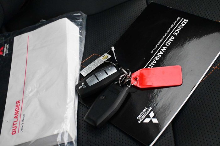 2024 Mitsubishi Outlander PHEV Exceed Tourer