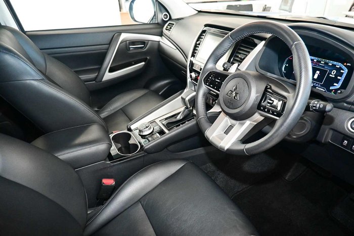 2024 Mitsubishi Pajero Sport Exceed