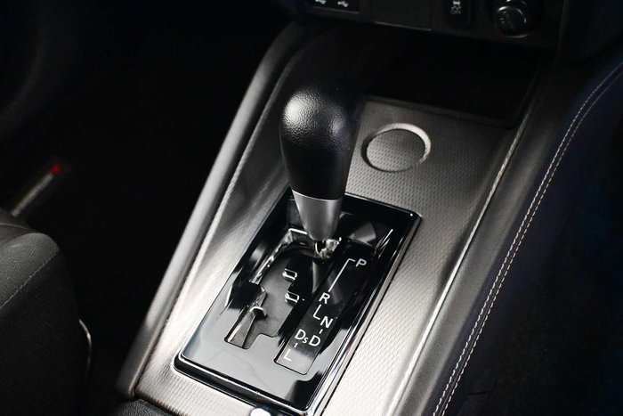 2024 Mitsubishi ASX ES