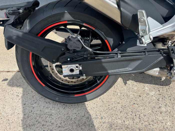 2024 CFMOTO NK ADVANCE WHITE