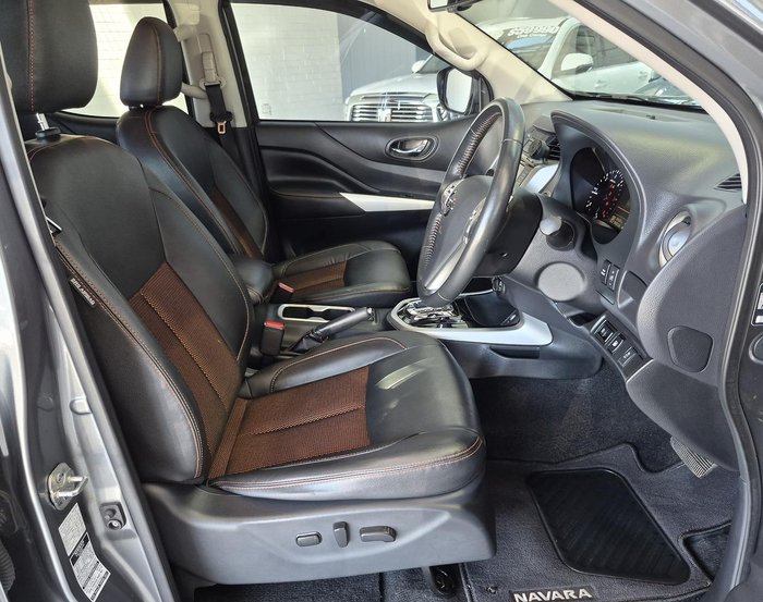 2020 Nissan Navara N-TREK