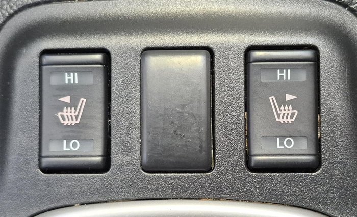 2020 Nissan Navara N-TREK