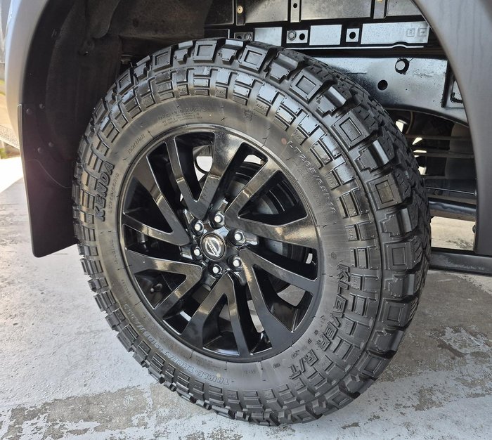 2020 Nissan Navara N-TREK