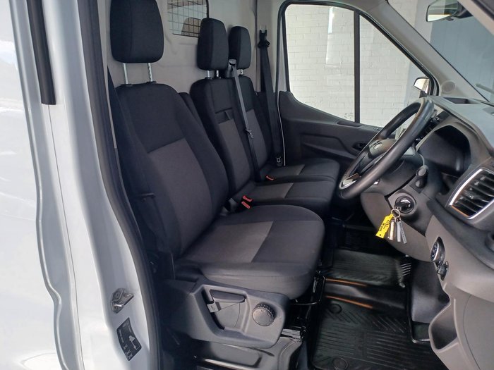 2024 Ford Transit 350L
