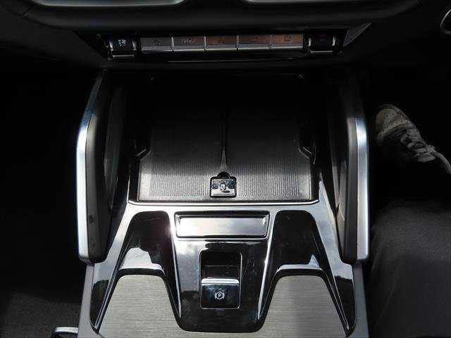 2025 LDV D90 Executive