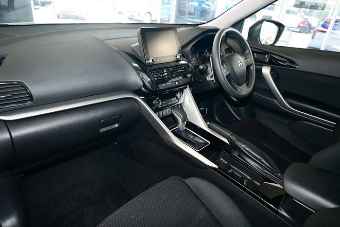 2025 Mitsubishi Eclipse Cross ES